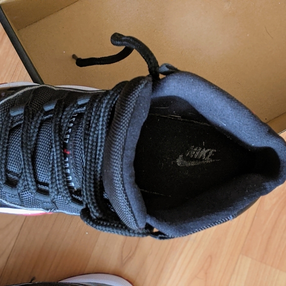 Kids Air Jordan 11 Retro (GS) - Picture 6 of 11